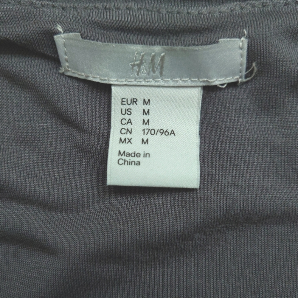 H&M Elegant Gray Women's Ruched Sleeveless Cowl Scoop Neck Top Blouse Size M - Picture 5 of 11